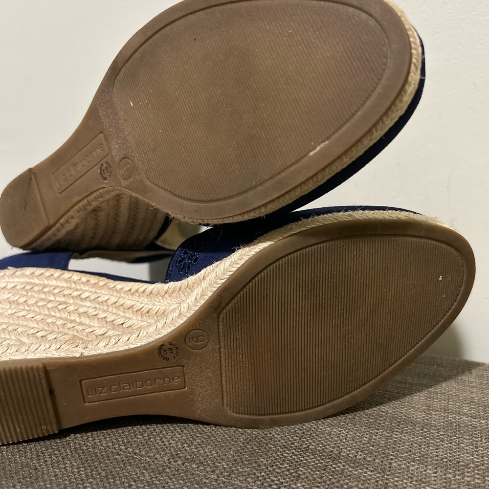Liz Claiborne Elegant Navy Blue Women's Shoes - Picture 9 of 9